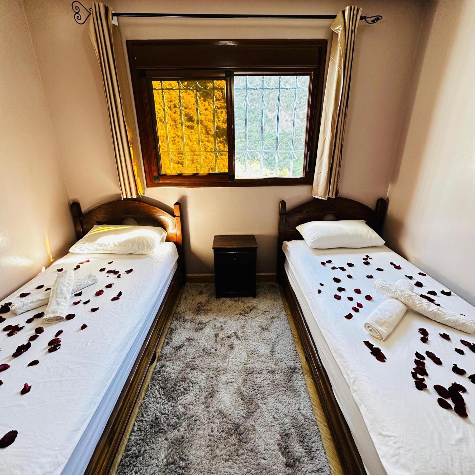 Hotel Nabil Akchour Kültér fotó